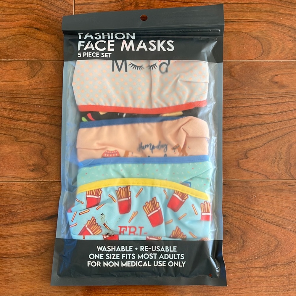 NWT Fashion Reusable Face Mask 5 Piece Set